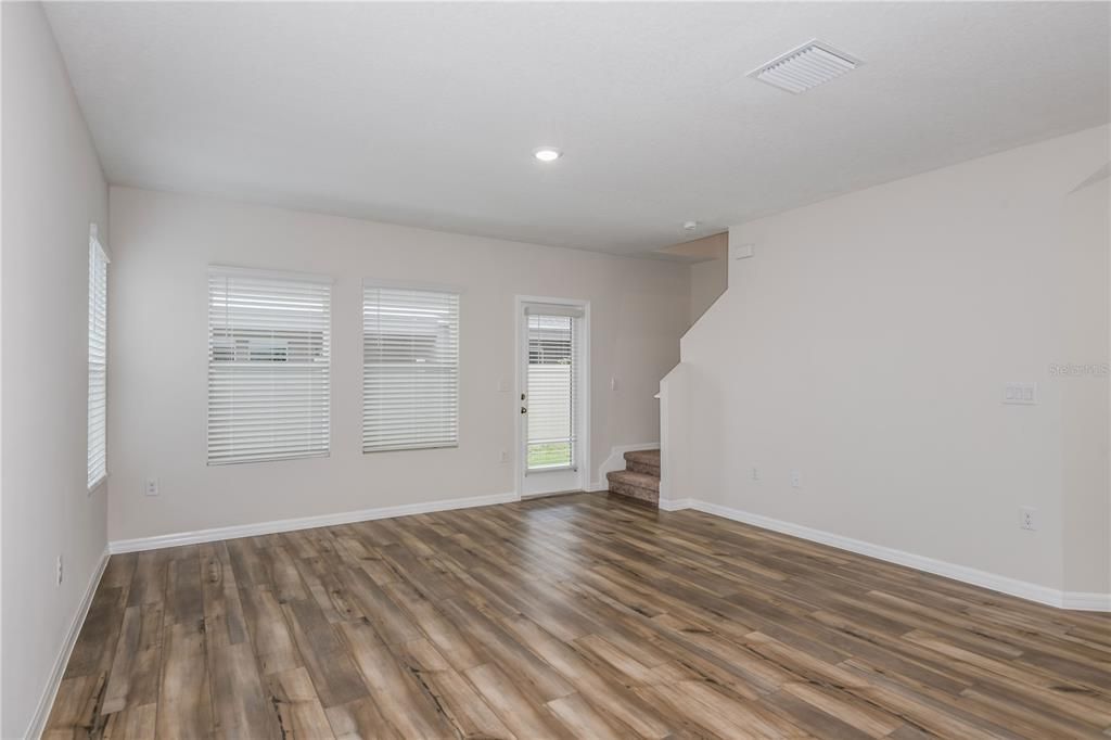 En Venta: $361,490 (4 camas, 2 baños, 1866 Pies cuadrados)