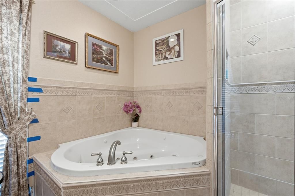 En Venta: $1,695,000 (4 camas, 3 baños, 2420 Pies cuadrados)