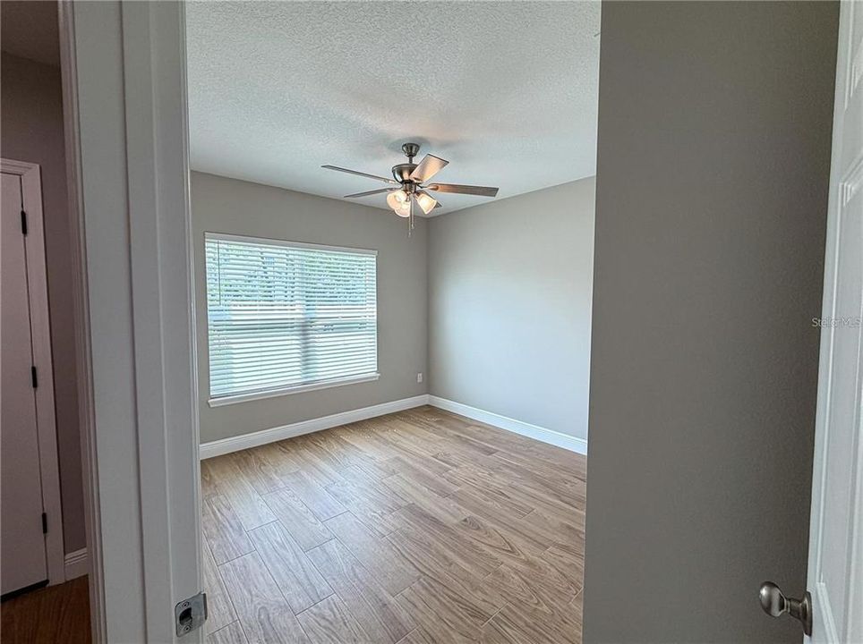 В аренду: $2,300 (3 спален, 2 ванн, 1489 Квадратных фут)