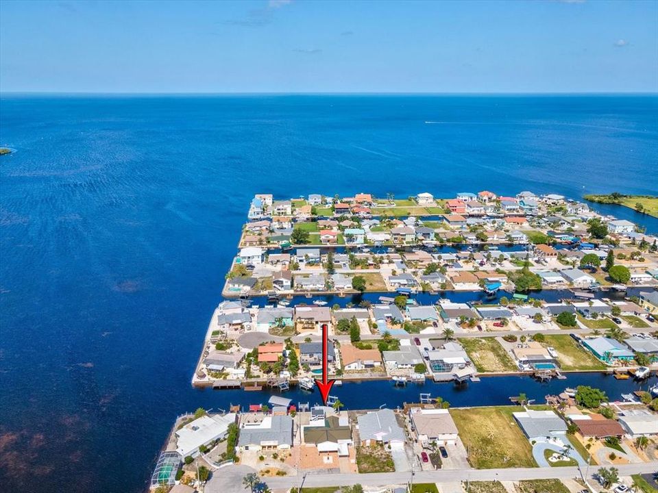 En Venta: $425,000 (3 camas, 2 baños, 1300 Pies cuadrados)