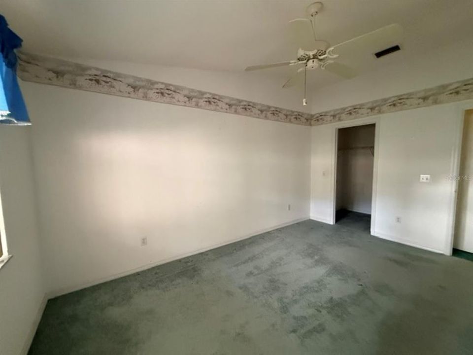 For Sale: $225,000 (2 beds, 2 baths, 1383 Square Feet)