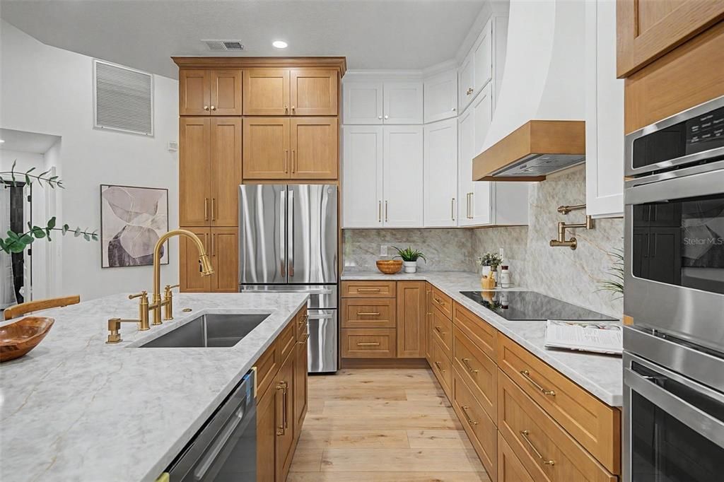 На продажу: $1,149,900 (4 спален, 3 ванн, 3098 Квадратных фут)