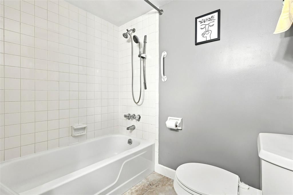 En Venta: $149,000 (2 camas, 2 baños, 1120 Pies cuadrados)