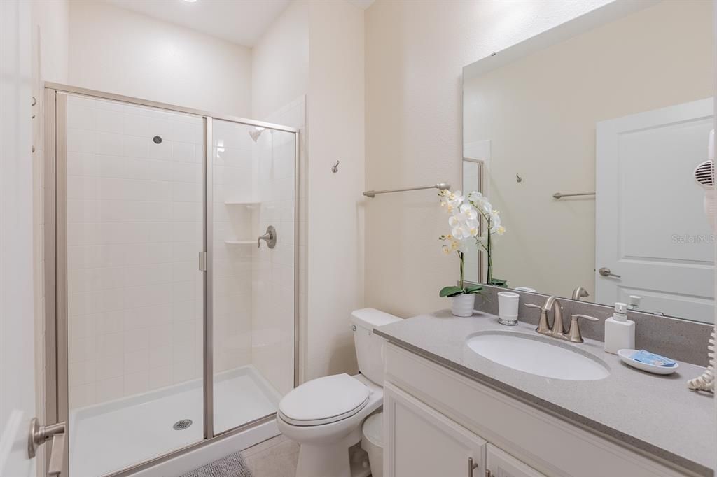 En Venta: $469,000 (4 camas, 3 baños, 1914 Pies cuadrados)