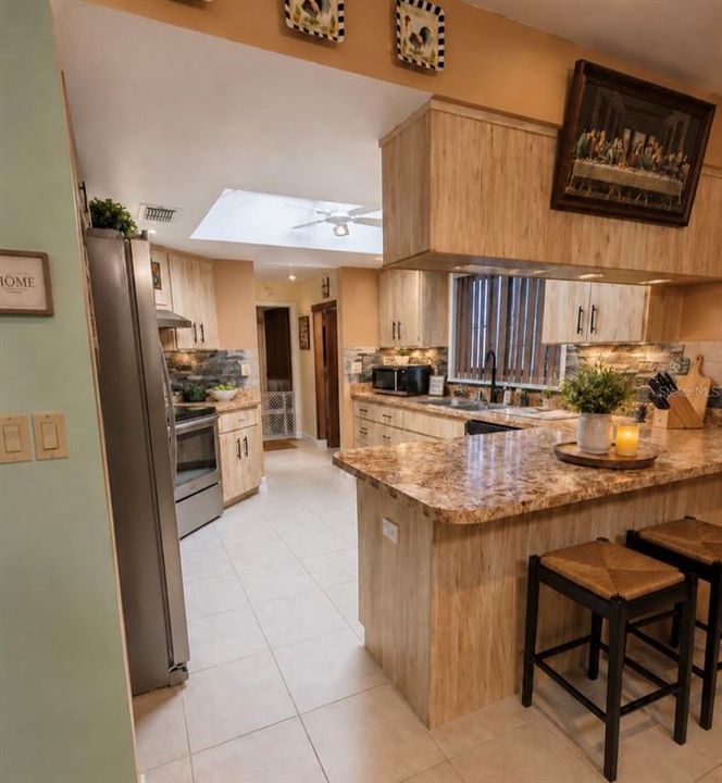 En Venta: $299,900 (2 camas, 2 baños, 1373 Pies cuadrados)