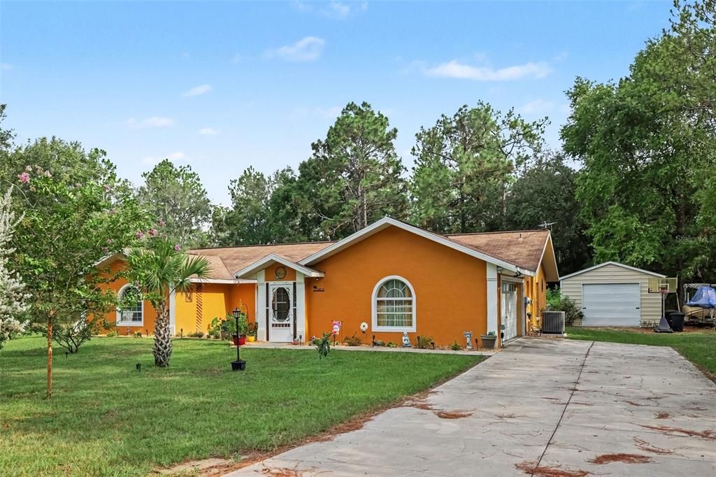 For Sale: $415,000 (4 beds, 2 baths, 2224 Square Feet)
