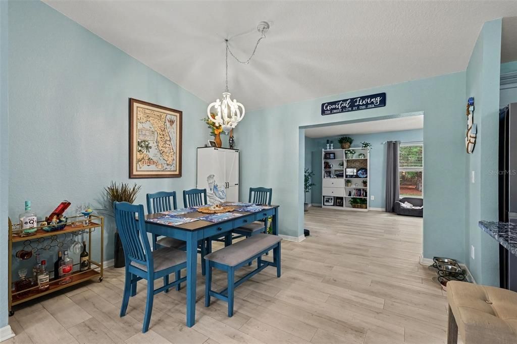 For Sale: $415,000 (4 beds, 2 baths, 2224 Square Feet)