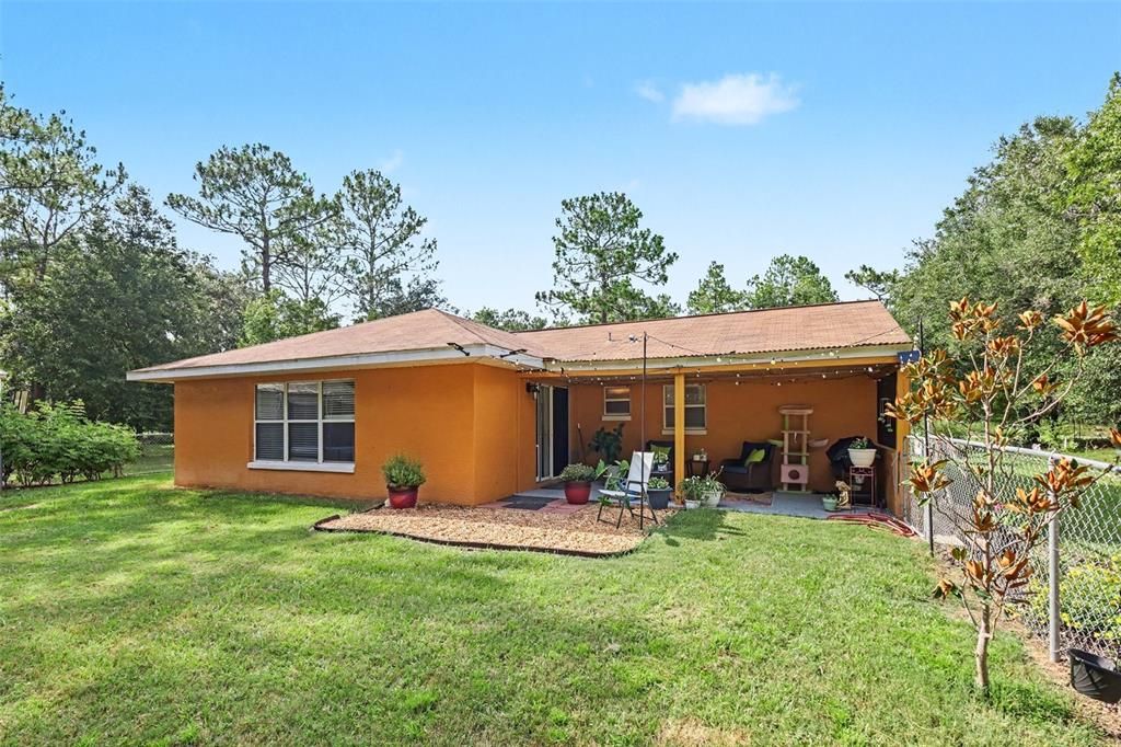 For Sale: $415,000 (4 beds, 2 baths, 2224 Square Feet)