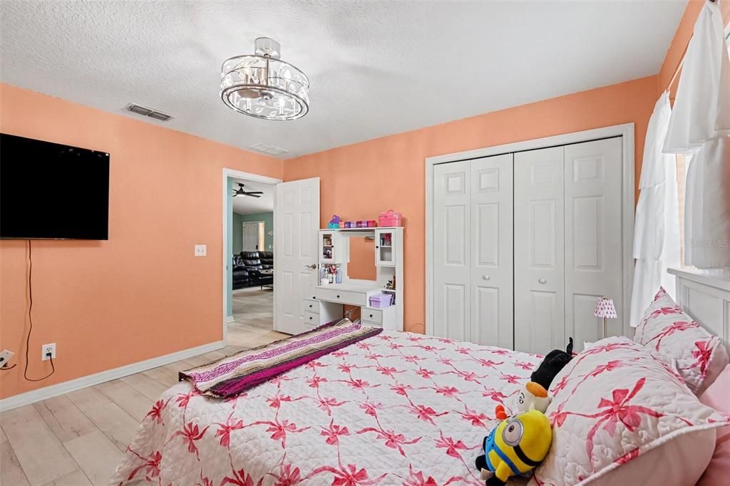 For Sale: $415,000 (4 beds, 2 baths, 2224 Square Feet)