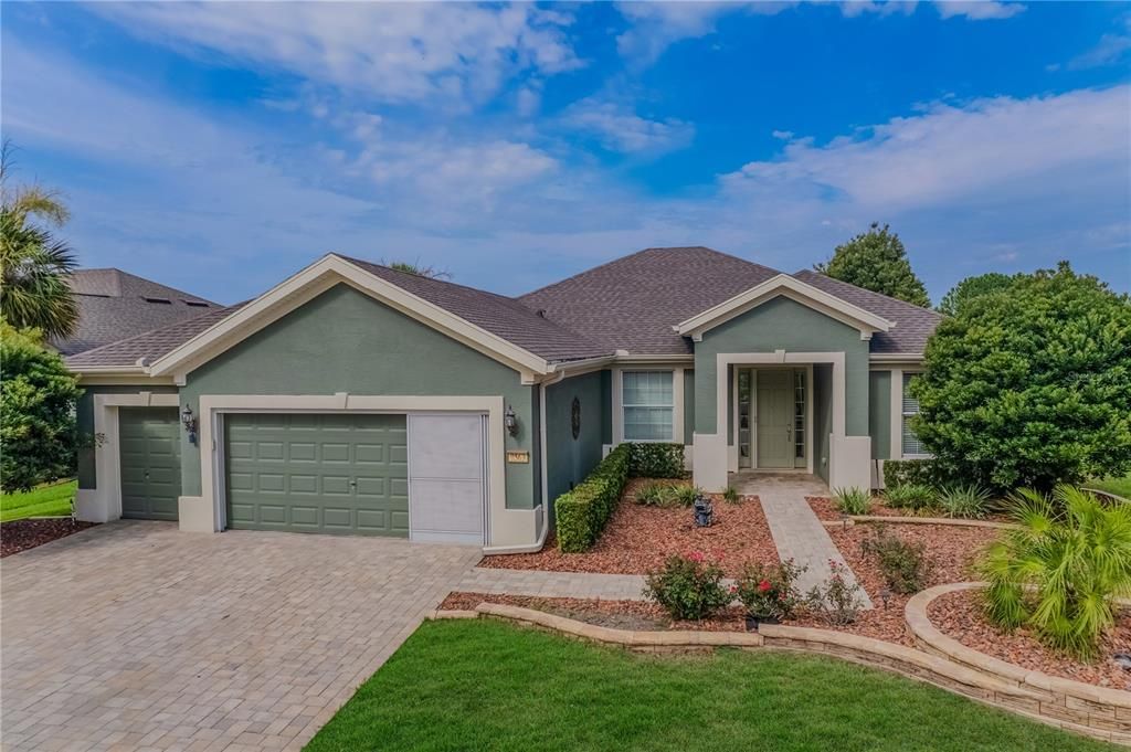 For Sale: $436,634 (3 beds, 2 baths, 1958 Square Feet)