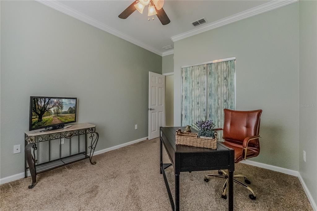 For Sale: $436,634 (3 beds, 2 baths, 1958 Square Feet)