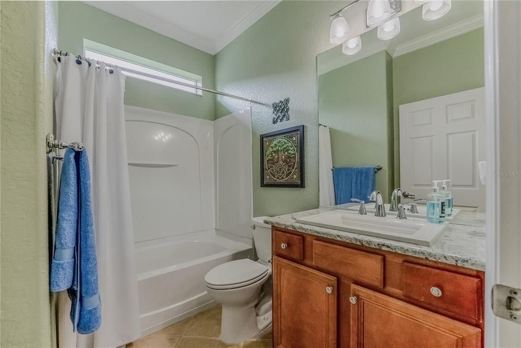For Sale: $436,634 (3 beds, 2 baths, 1958 Square Feet)