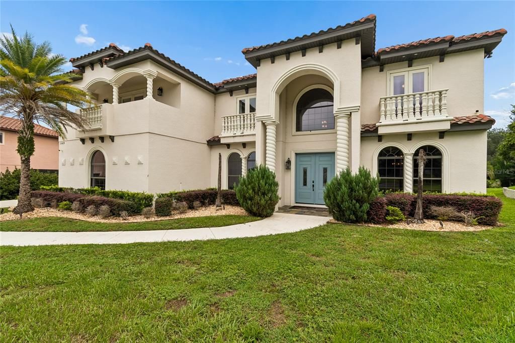 For Sale: $1,050,000 (5 beds, 4 baths, 4879 Square Feet)