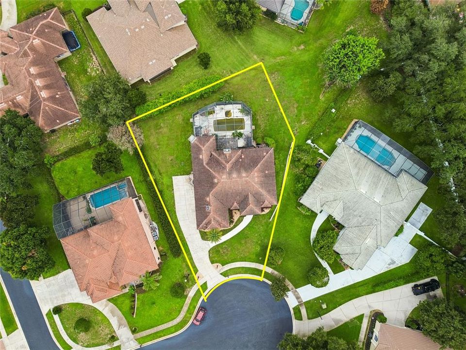 For Sale: $1,050,000 (5 beds, 4 baths, 4879 Square Feet)