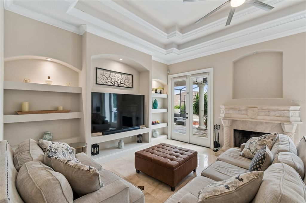 For Sale: $1,050,000 (5 beds, 4 baths, 4879 Square Feet)