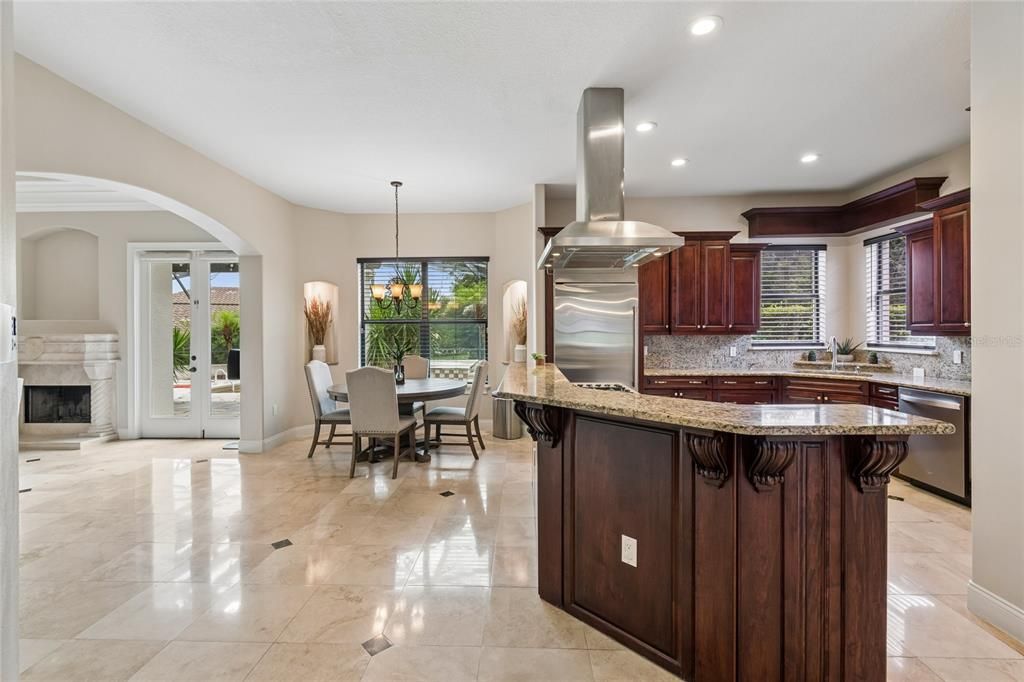For Sale: $1,050,000 (5 beds, 4 baths, 4879 Square Feet)
