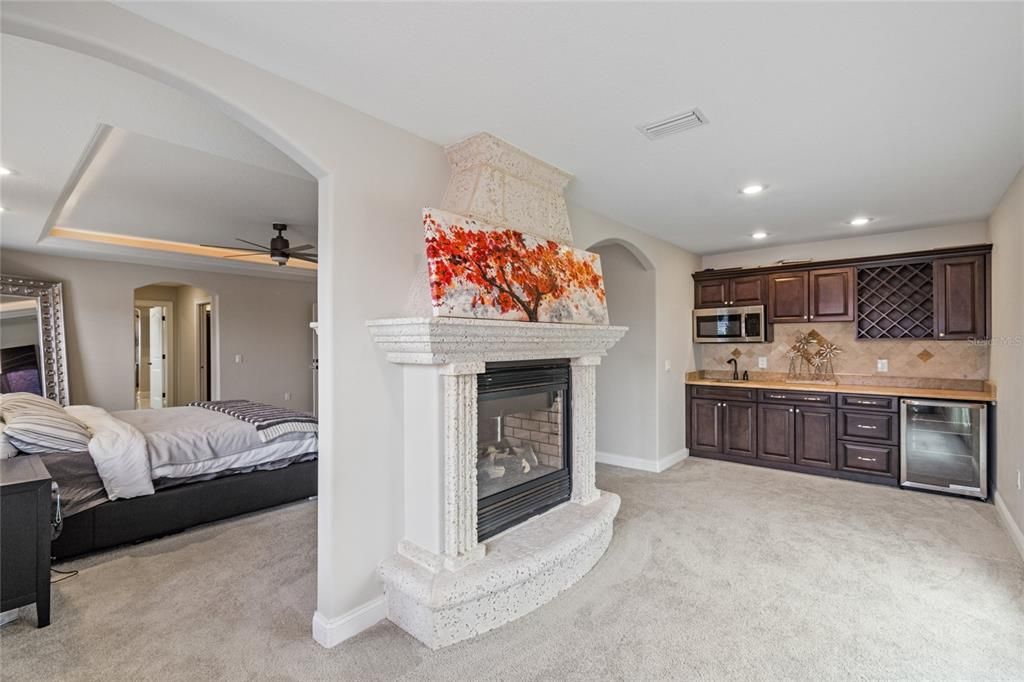 For Sale: $1,050,000 (5 beds, 4 baths, 4879 Square Feet)