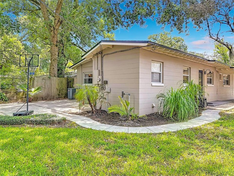 Activo con contrato: $515,000 (3 camas, 2 baños, 1192 Pies cuadrados)