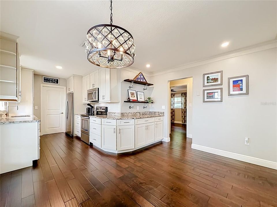 Activo con contrato: $515,000 (3 camas, 2 baños, 1192 Pies cuadrados)