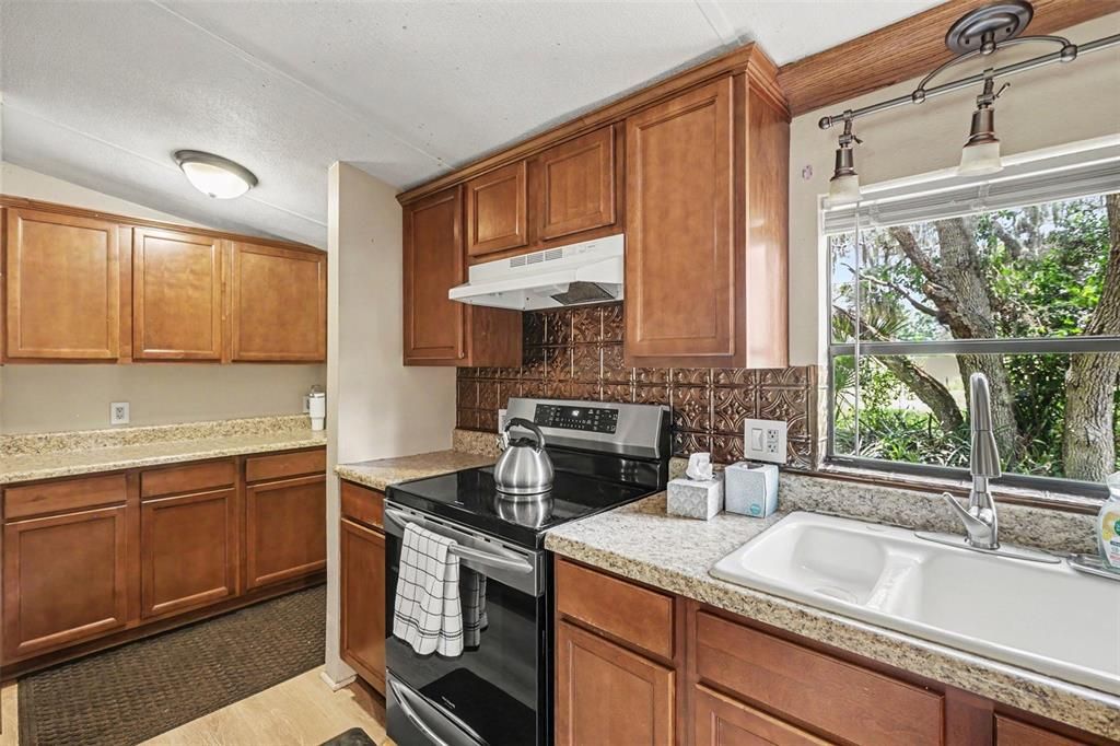 En Venta: $435,000 (3 camas, 2 baños, 1200 Pies cuadrados)