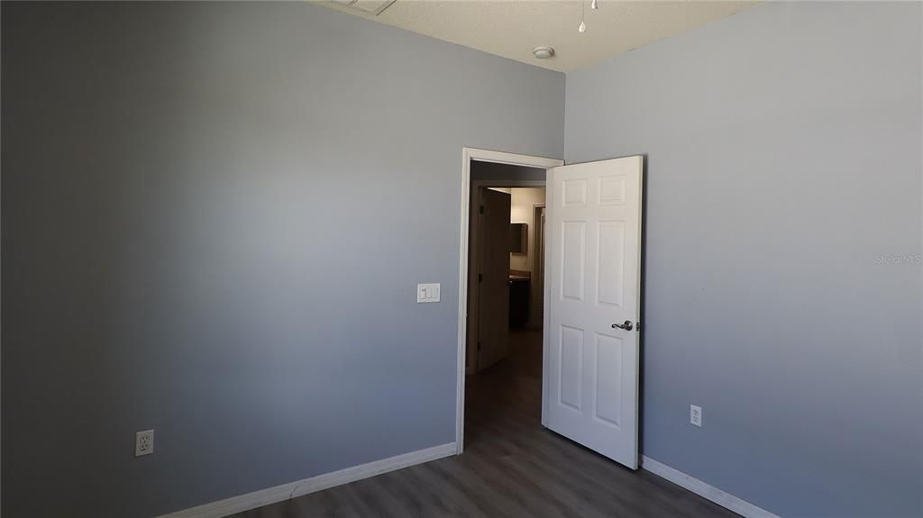 For Sale: $339,500 (4 beds, 2 baths, 2239 Square Feet)