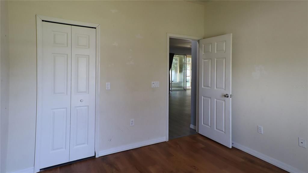 For Sale: $339,500 (4 beds, 2 baths, 2239 Square Feet)