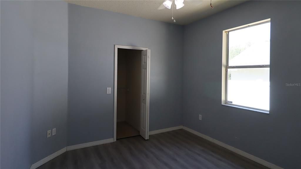 For Sale: $339,500 (4 beds, 2 baths, 2239 Square Feet)