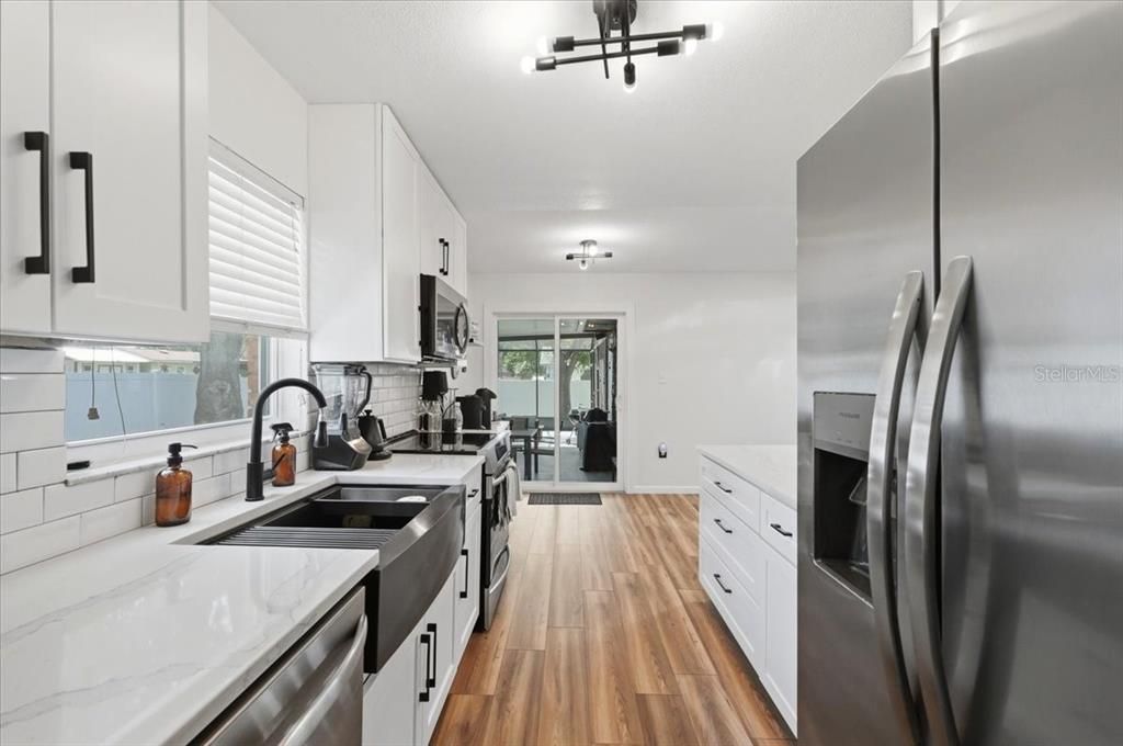 En Venta: $330,000 (3 camas, 2 baños, 1447 Pies cuadrados)