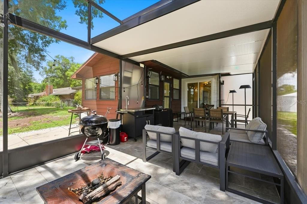 En Venta: $330,000 (3 camas, 2 baños, 1447 Pies cuadrados)