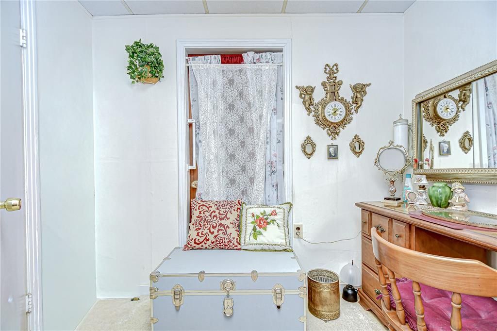 На продажу: $850,000 (5 спален, 2 ванн, 2558 Квадратных фут)