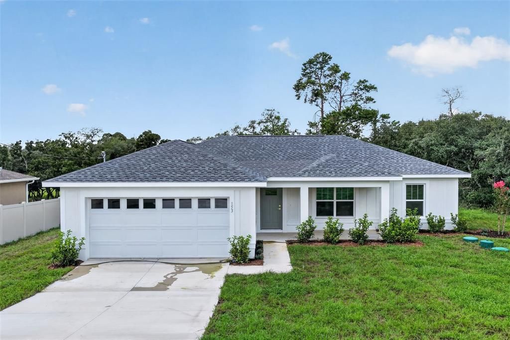 For Sale: $299,900 (3 beds, 2 baths, 1454 Square Feet)