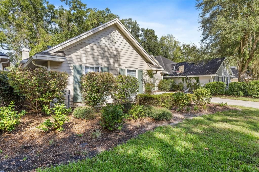 For Sale: $580,000 (3 beds, 3 baths, 2368 Square Feet)