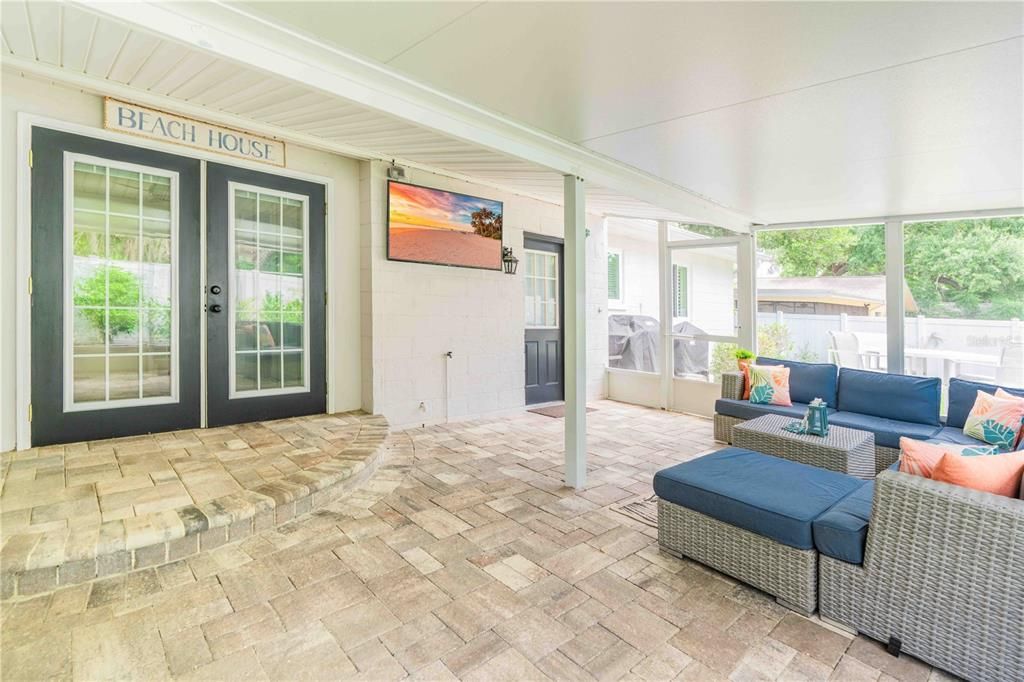 Activo con contrato: $639,900 (2 camas, 1 baños, 1119 Pies cuadrados)