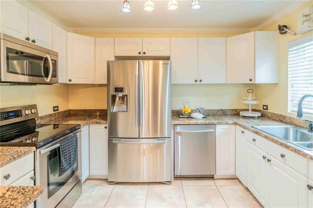 Activo con contrato: $639,900 (2 camas, 1 baños, 1119 Pies cuadrados)