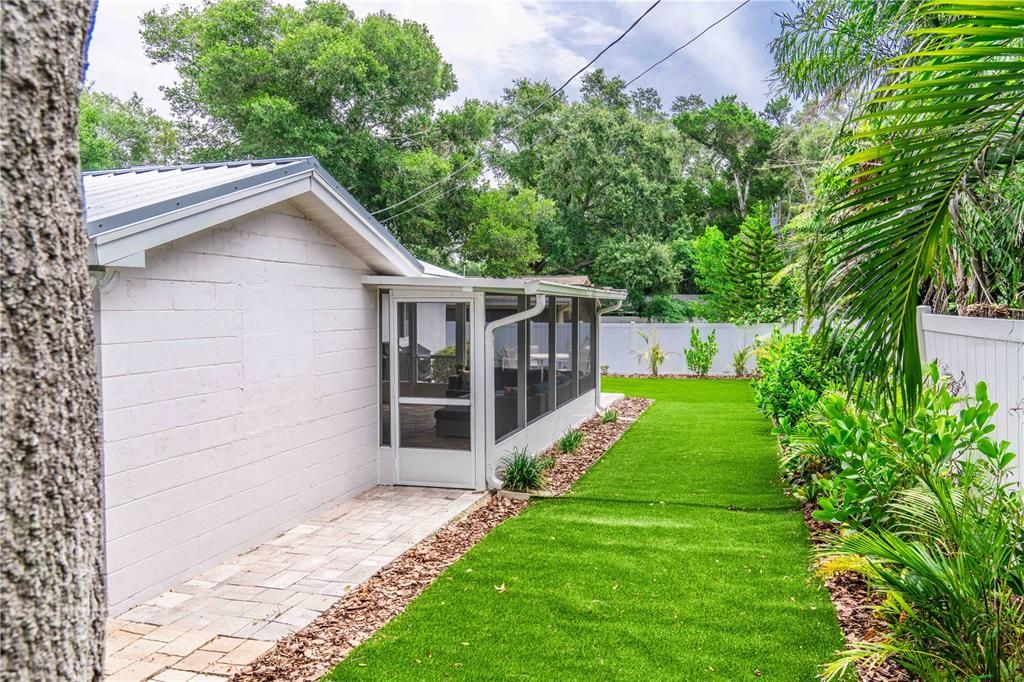 Activo con contrato: $639,900 (2 camas, 1 baños, 1119 Pies cuadrados)