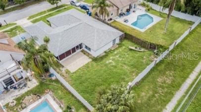For Rent: $2,800 (3 beds, 2 baths, 1398 Square Feet)