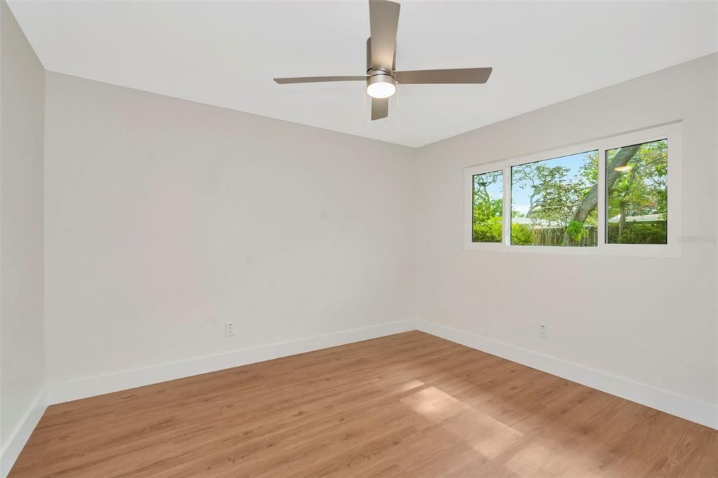 For Sale: $475,000 (4 beds, 2 baths, 1430 Square Feet)