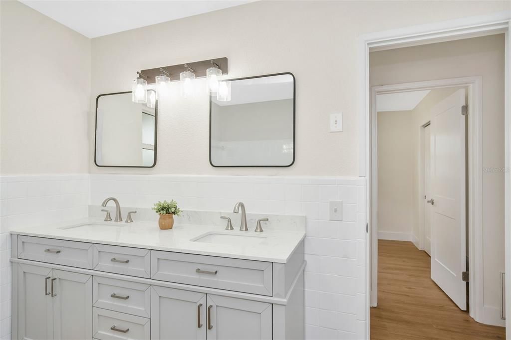 For Sale: $475,000 (4 beds, 2 baths, 1430 Square Feet)
