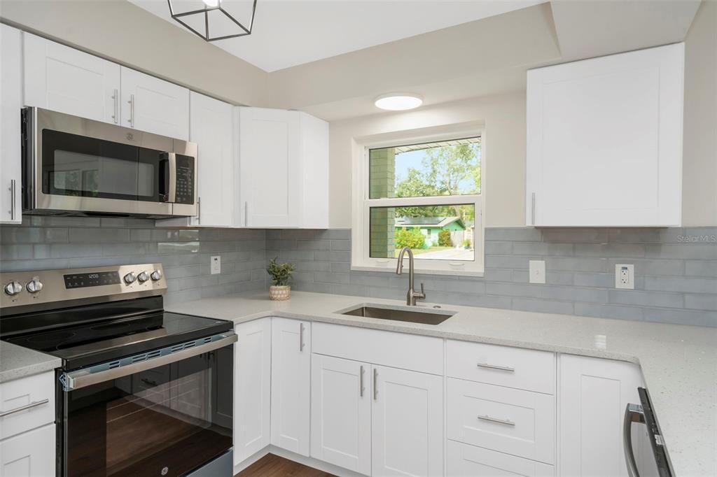 For Sale: $475,000 (4 beds, 2 baths, 1430 Square Feet)