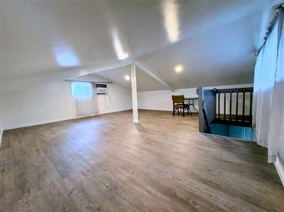 В аренду: $1,950 (2 спален, 1 ванн, 1000 Квадратных фут)