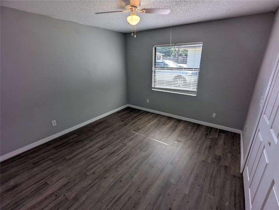 For Rent: $1,275 (2 beds, 1 baths, 841 Square Feet)