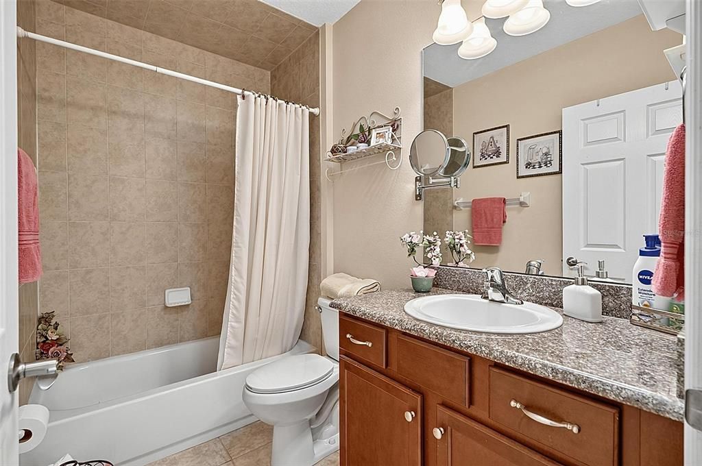 На продажу: $499,000 (4 спален, 2 ванн, 2048 Квадратных фут)