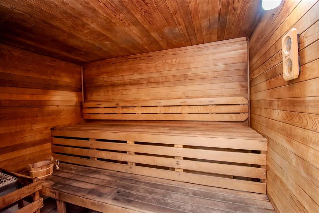 В аренду: $2,300 (1 спален, 1 ванн, 606 Квадратных фут)