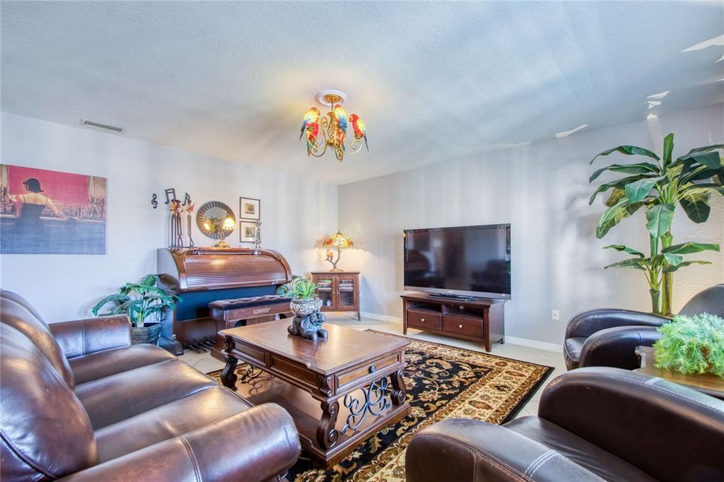 En Renta: $2,600 (2 camas, 2 baños, 1147 Pies cuadrados)