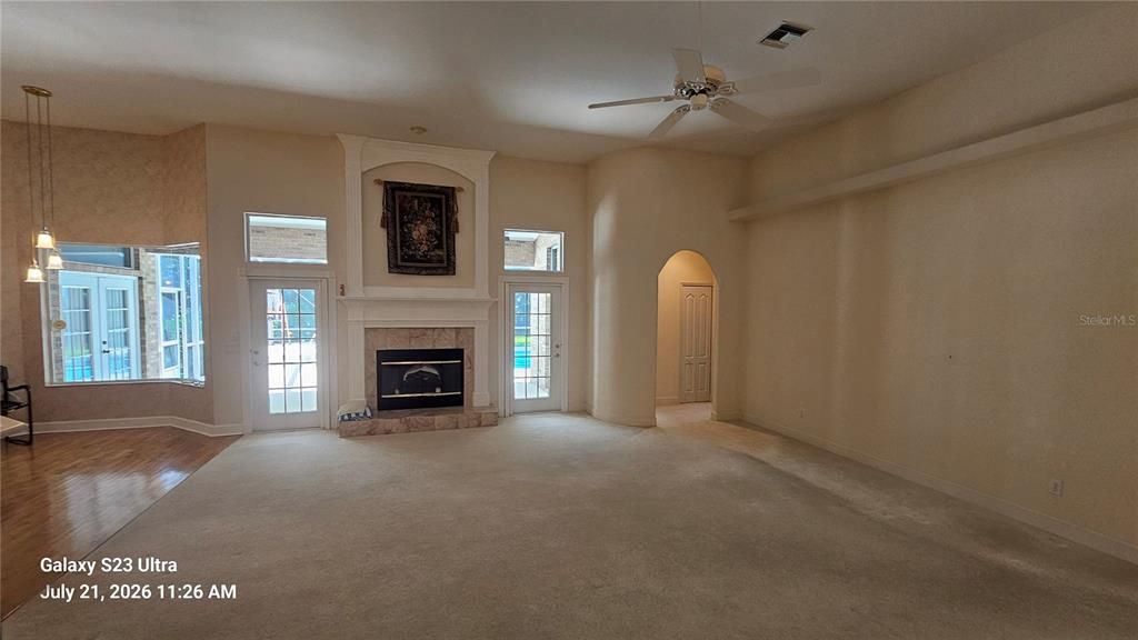 For Rent: $3,000 (4 beds, 3 baths, 2921 Square Feet)