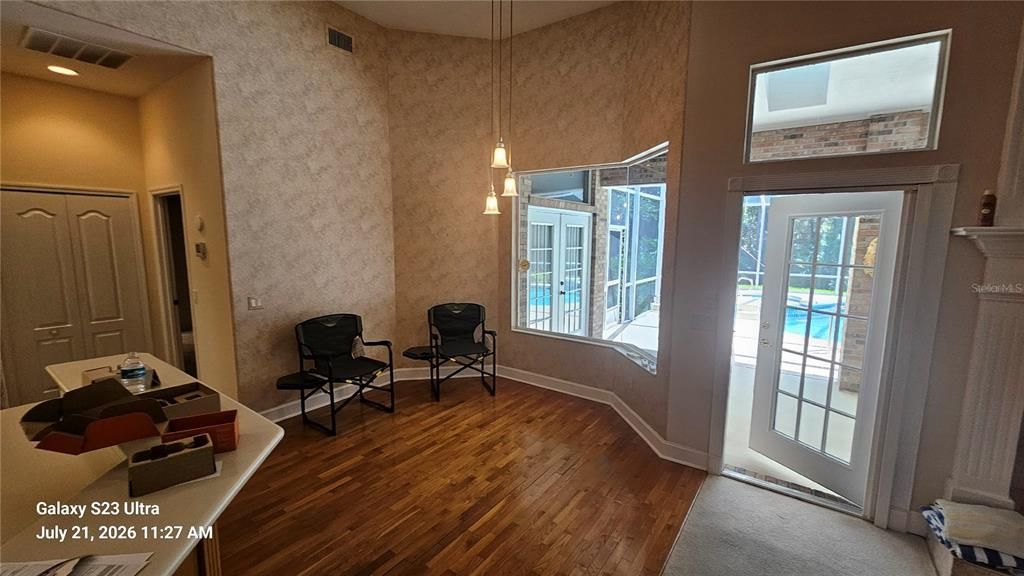 For Rent: $3,000 (4 beds, 3 baths, 2921 Square Feet)