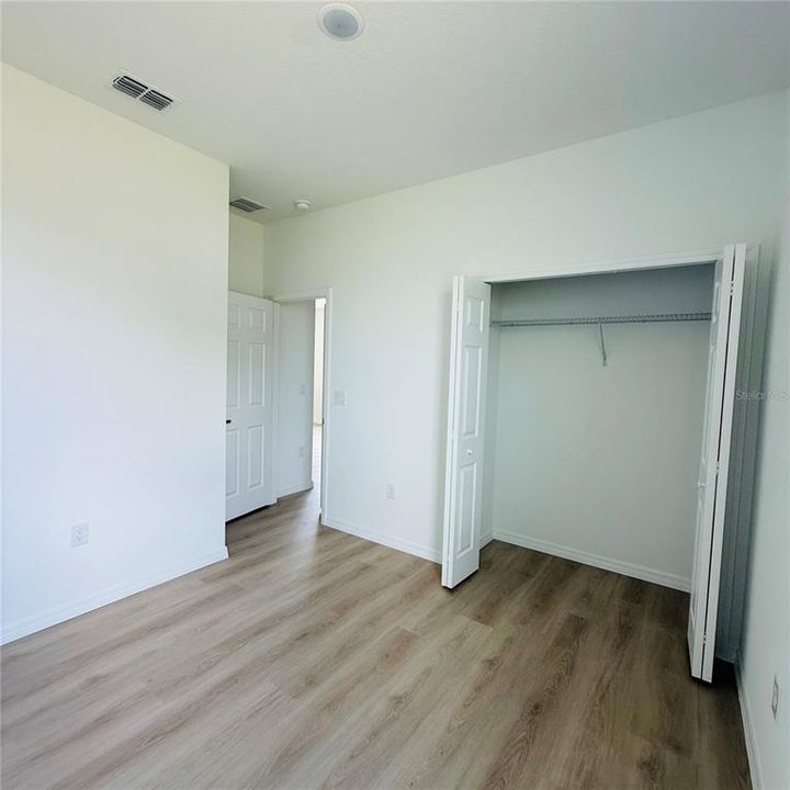 В аренду: $2,000 (3 спален, 2 ванн, 8899 Квадратных фут)