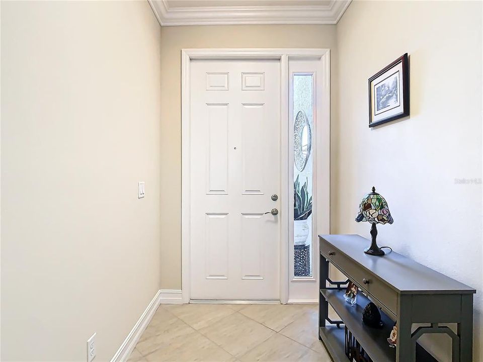 For Sale: $325,000 (3 beds, 2 baths, 1800 Square Feet)