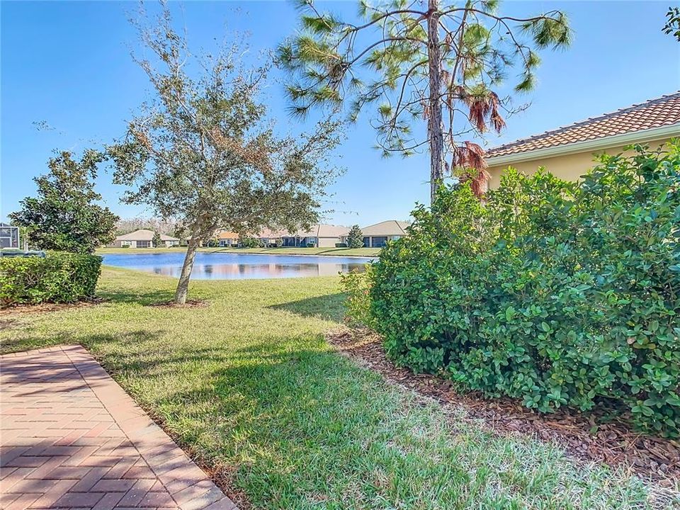 For Sale: $325,000 (3 beds, 2 baths, 1800 Square Feet)