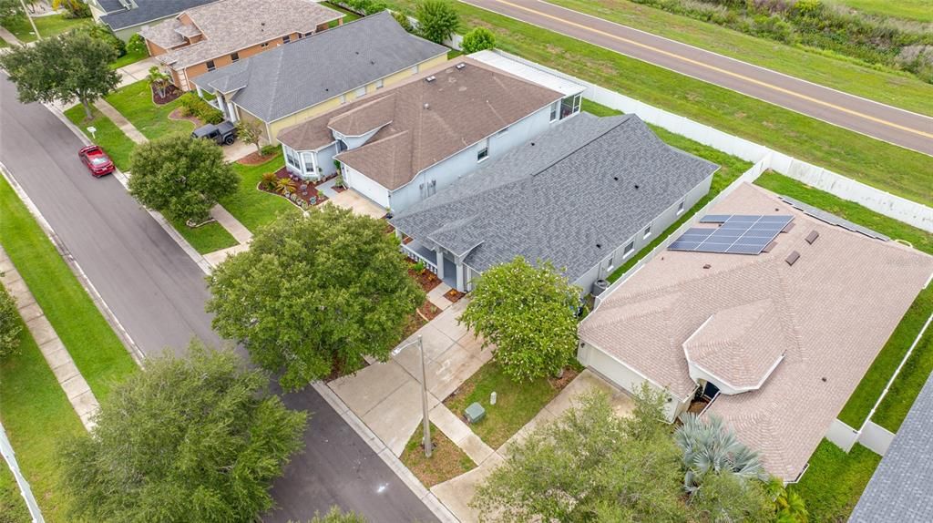 Active With Contract: $389,000 (4 beds, 2 baths, 2070 Square Feet)
